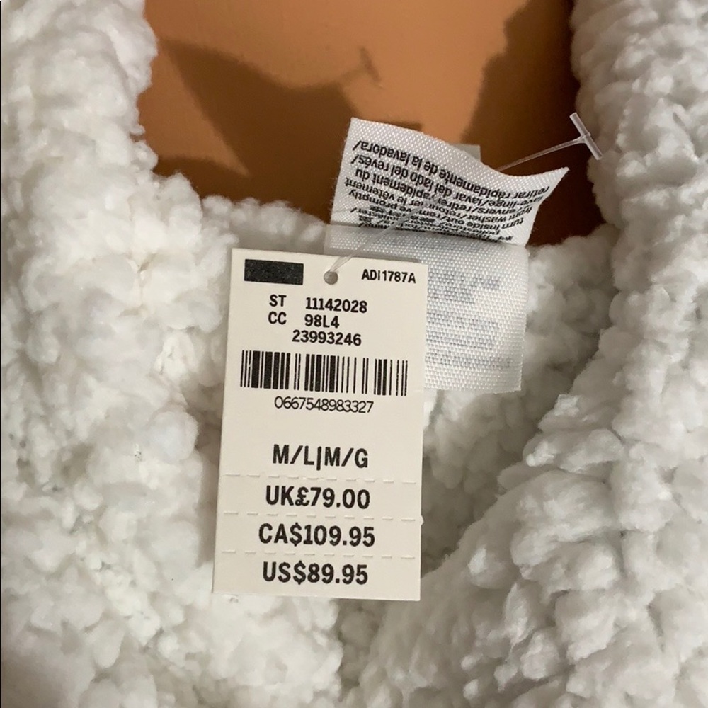 Victoria’s Secret Sherpa Anorak Medium/Large - Picture 4 of 4